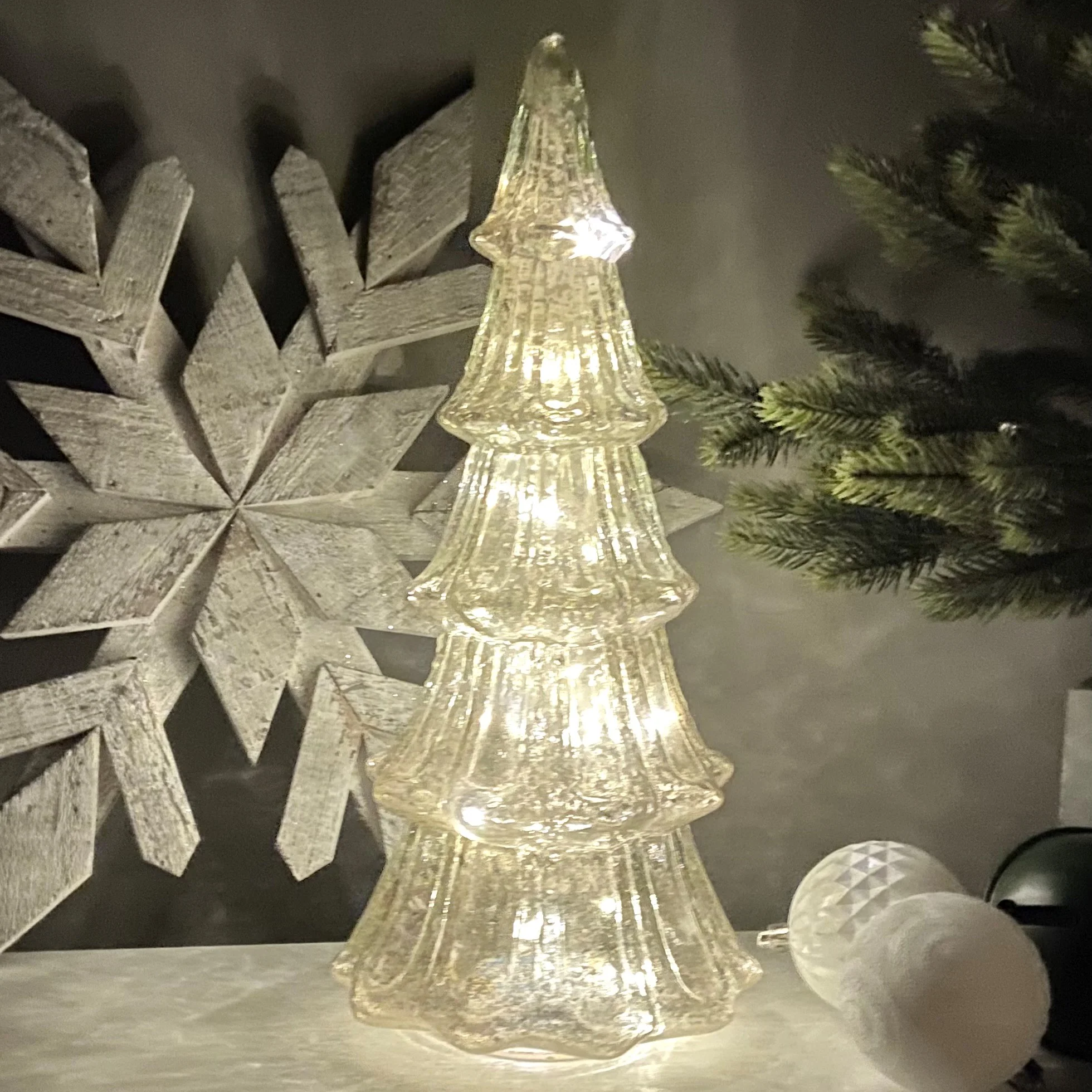 14 Inch Lighted Mercury Glass Christmas Tree (Gold or Silver) - Image 7