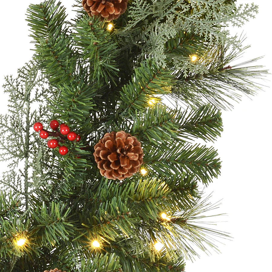 Classic Pre-lit Christmas Garland - Image 11