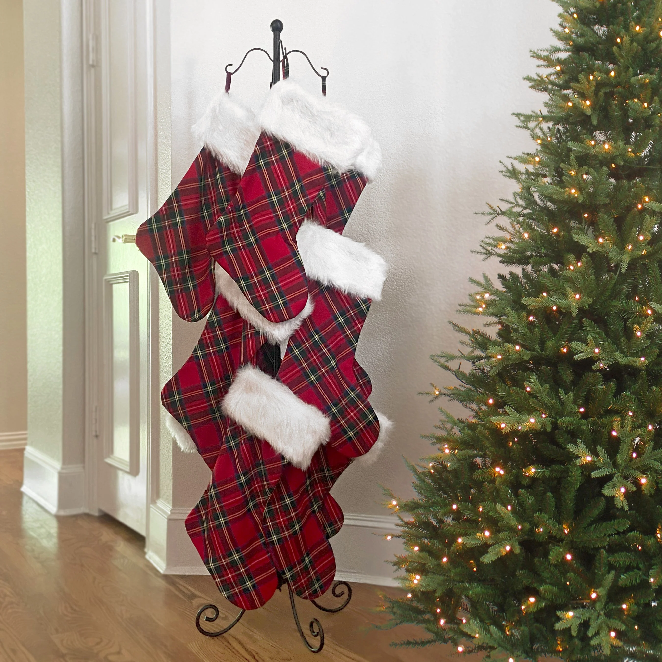 Adapt Adjustable Christmas Stocking Tree Stand - Black - Up to 12 Hooks - Image 4