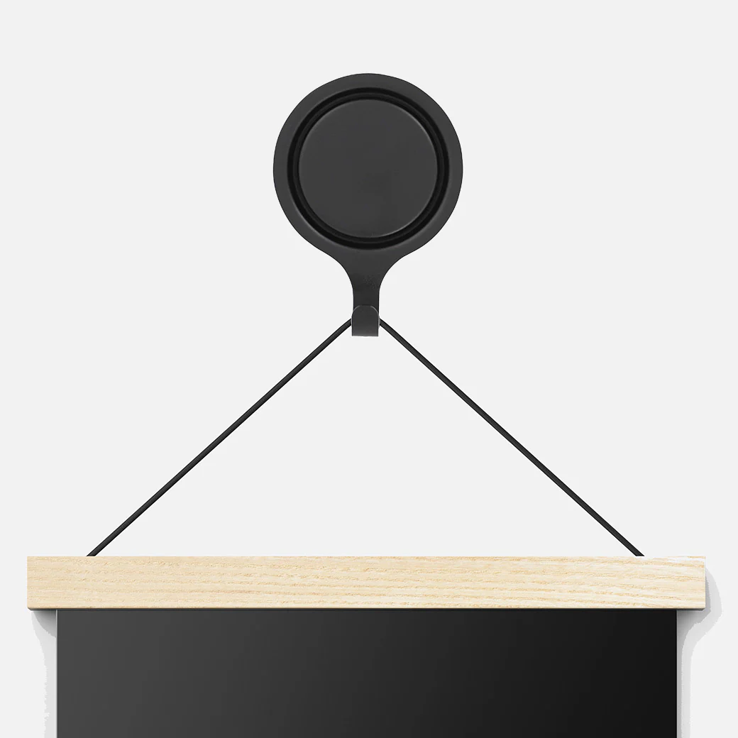 Attract Pinch-Free Magnetic Wreath Hanger - Matte Black 2 Pack - Image 7